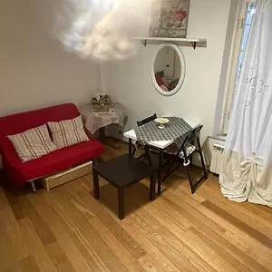 Incantevole Monolocale A Nel Centro Storico - Estateguard Group Apartment